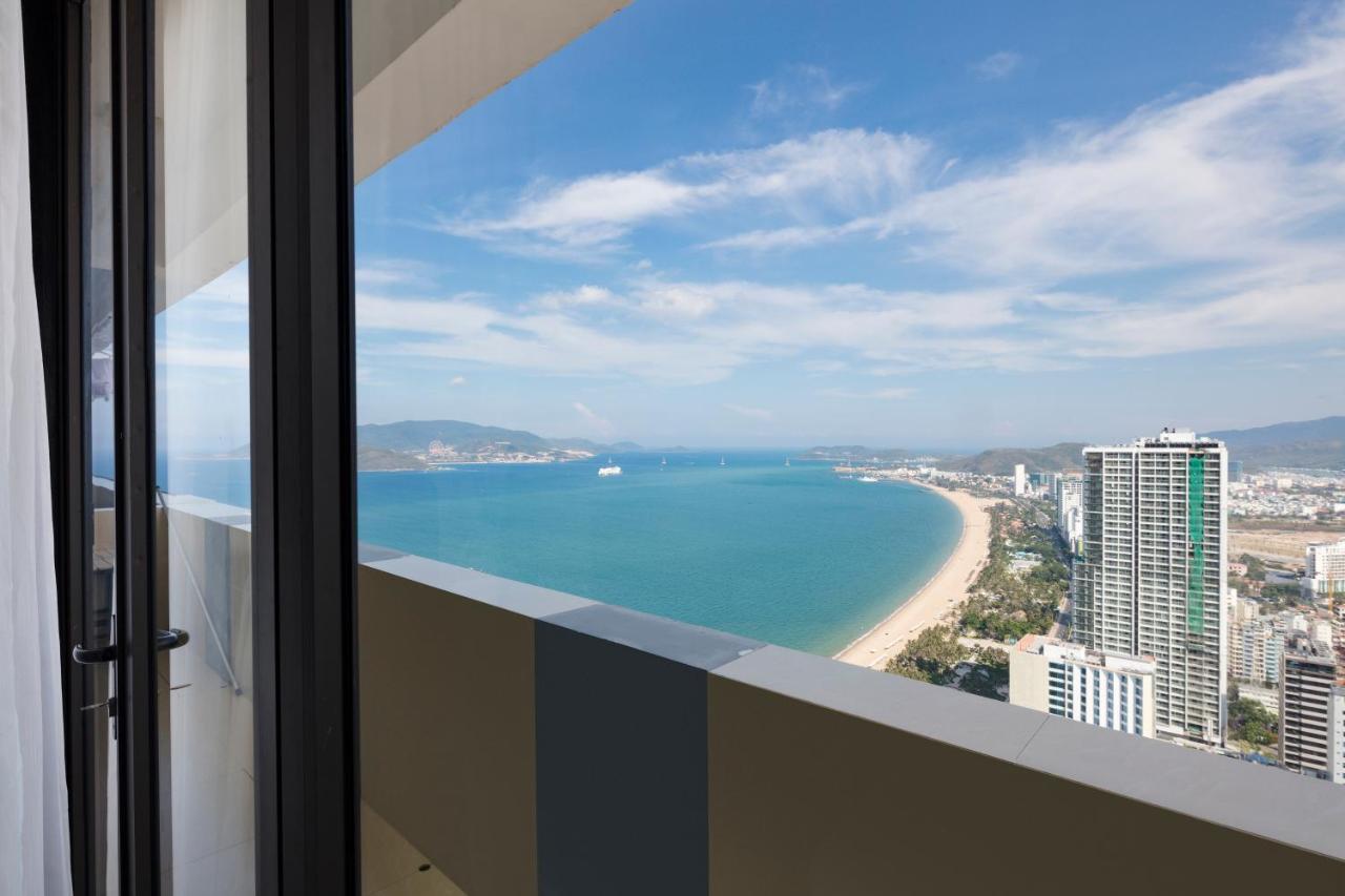 Celina Bayfront Nha Trang Lägenhet Exteriör bild